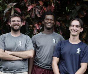 Pôle Connaissance et conservation de l'herpétofaune 🦎🐍 : (de gauche à droite) Hadrien Vives, Mouzamilou Houmadi, William Philadelphe